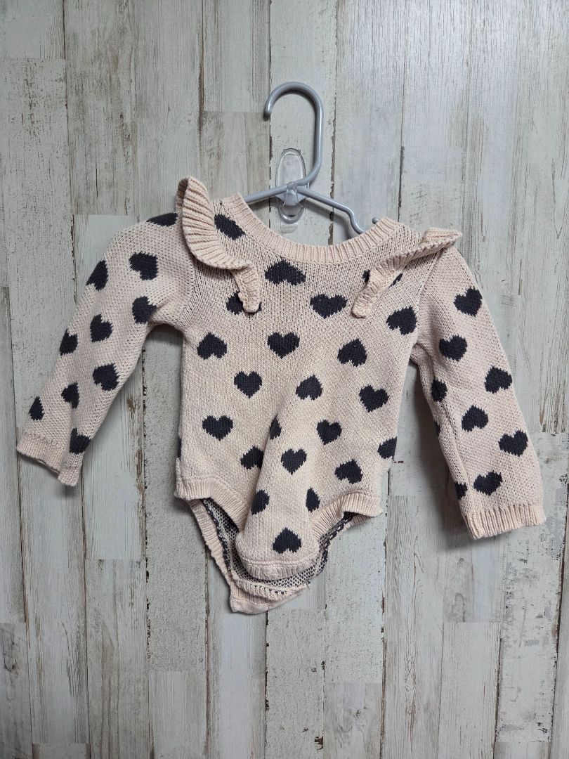 TAN NICOLE MILLER KNIT HEART ONESIE, GIRL 3/6M