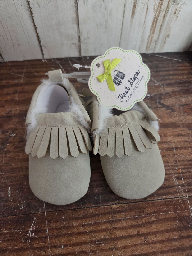 BEIGE FIRST STEPS NEW FUR LINED MOCCASONS, SHOES 3