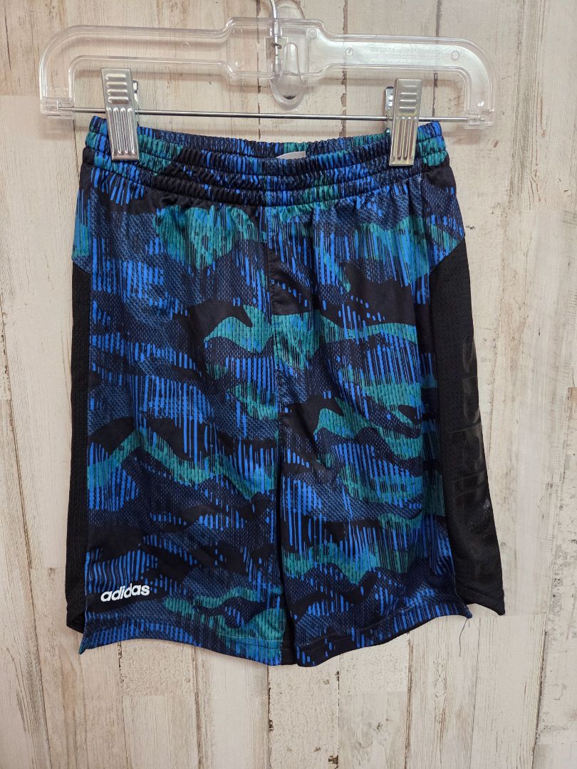 BLUE/BLACK ADIDAS CAMO SHORTS, BOY 6