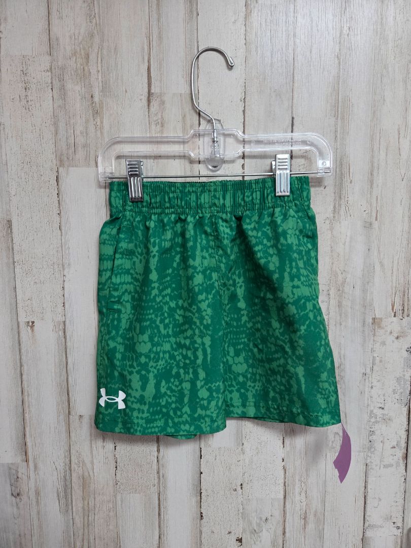 GREEN UNDER ARMOUR PRINTED SHORTS, BOYS 4