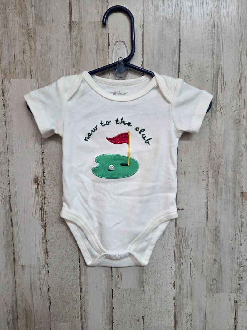 WHITE MINIBEAN GOLF CLUB ONESIE, BOYS 0/3M