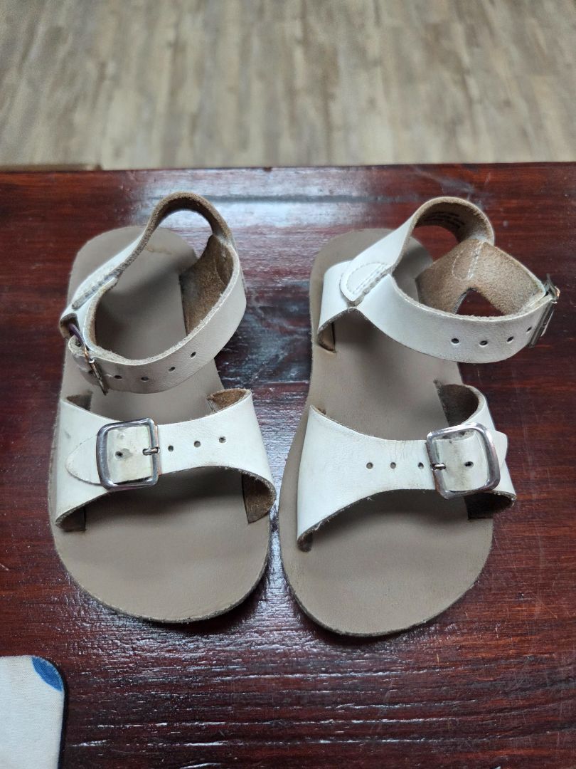 white sun san buckle sandals, shoes 8