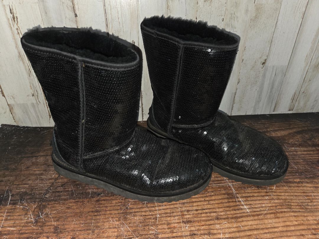 BLACK UGGS SEQUIN BOOTS, SHOES A9