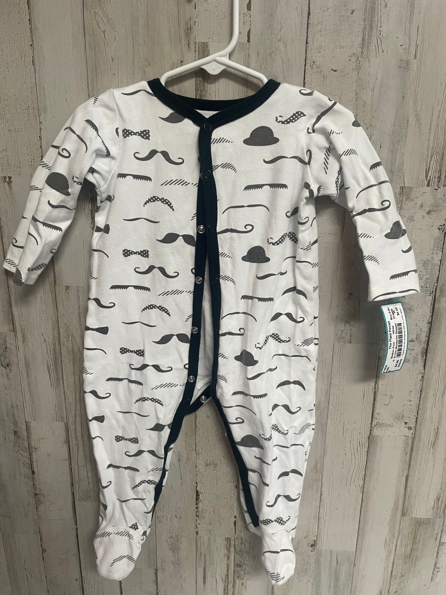 White Mother Post 9-12m Mustache Sleeper, Boy 0-9m