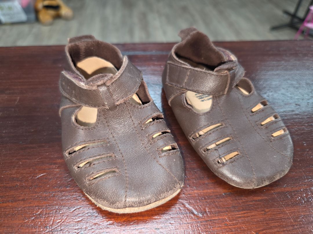 brown bobux leather shoes, shoes 3-9m