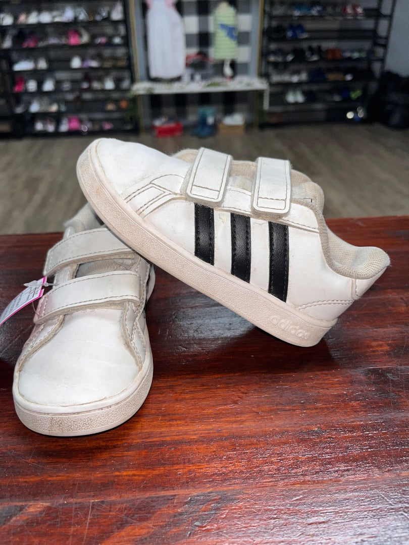 WHITE/BLACK ADIDAS VELCRO STRAP SNEAKERS, SHOES 8