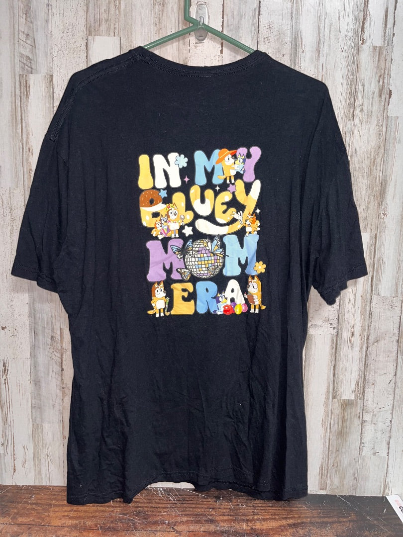 BLACK GILDAN SOFTSTYLE BLUEY MOM ERA TEE, LADIES 2X