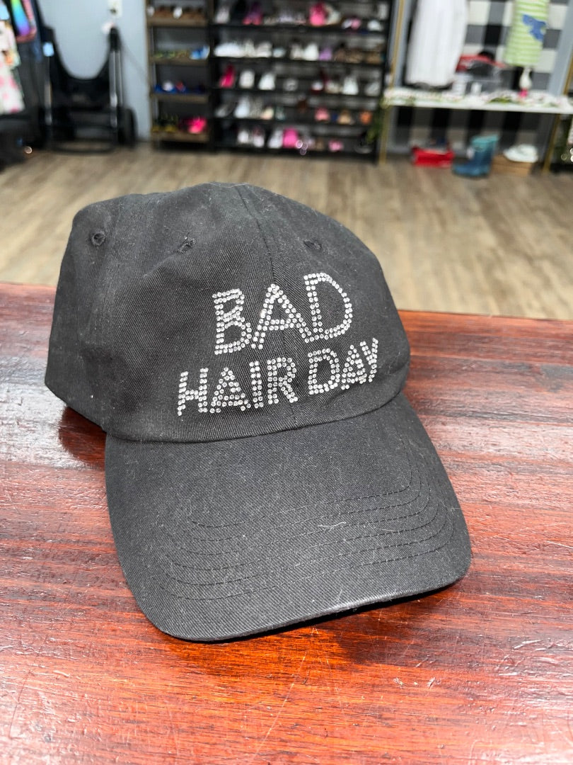 BLACK GET LUCKY BAD HAIR DAY CAP, LADIES