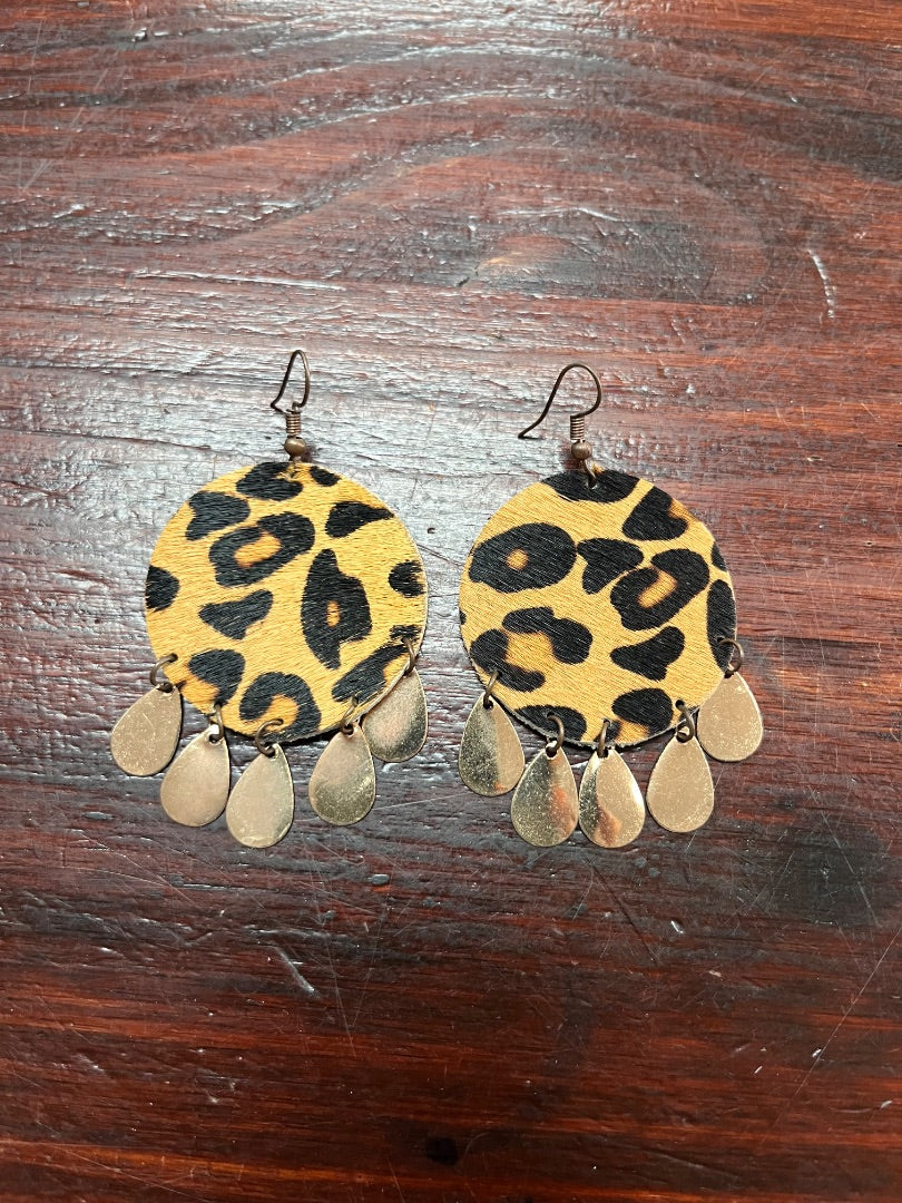 TAN/GOLD LEATHER COWHIDE DANGLE EARRINGS