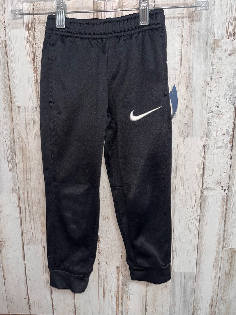 BLACK/NEON NIKE DRY FIT JOGGERS, BOY 4T