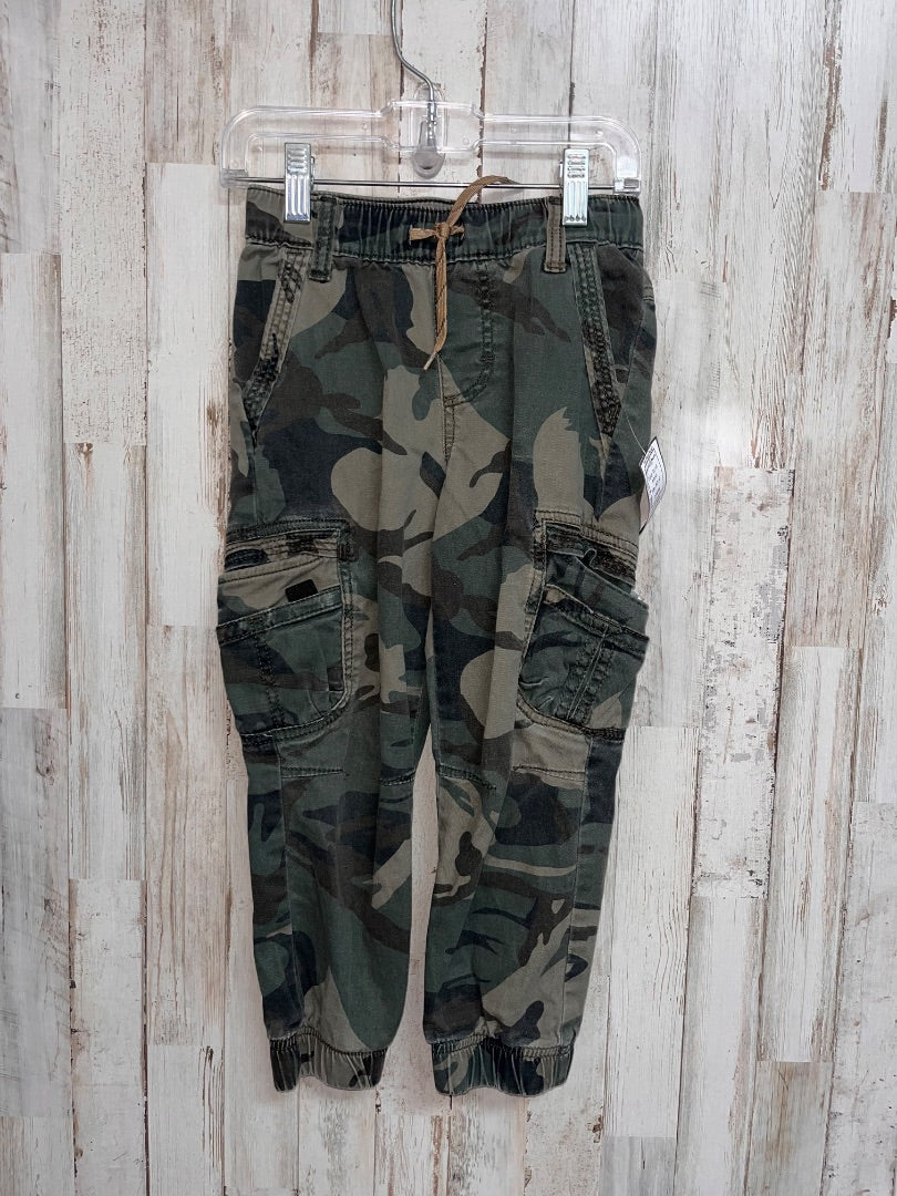 OLIVE CAMO CARGO PANTS, BOY 5T