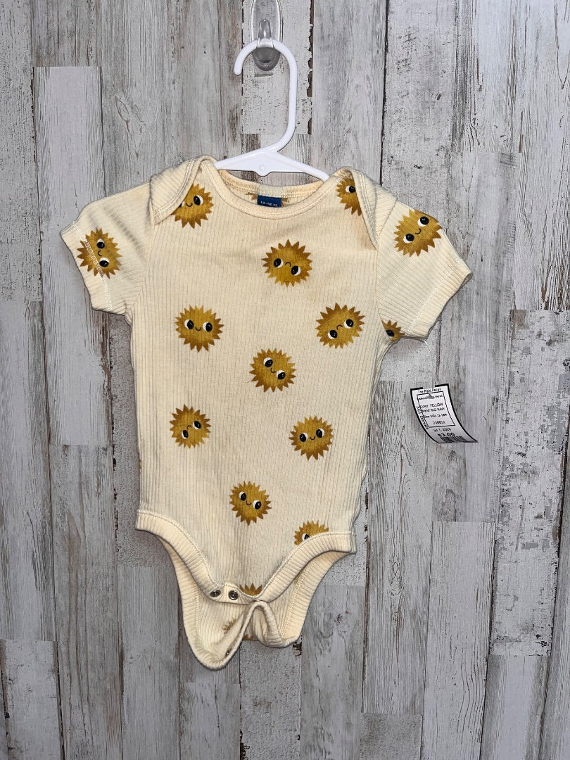 YELLOW OLD NAVY SUNSHINE RIBBED ONESIE, GIRL 12-18M