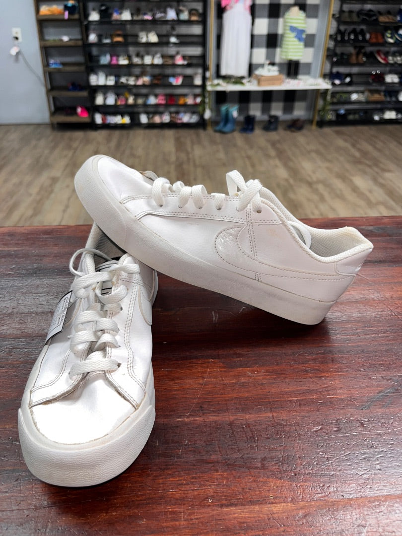 WHITE NIKE LEATHER SNEAKERS, SHOES A7.5