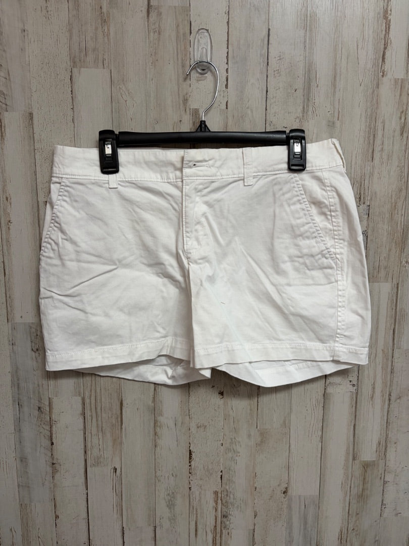 WHITE SZ6 SHORTS, LADIES M