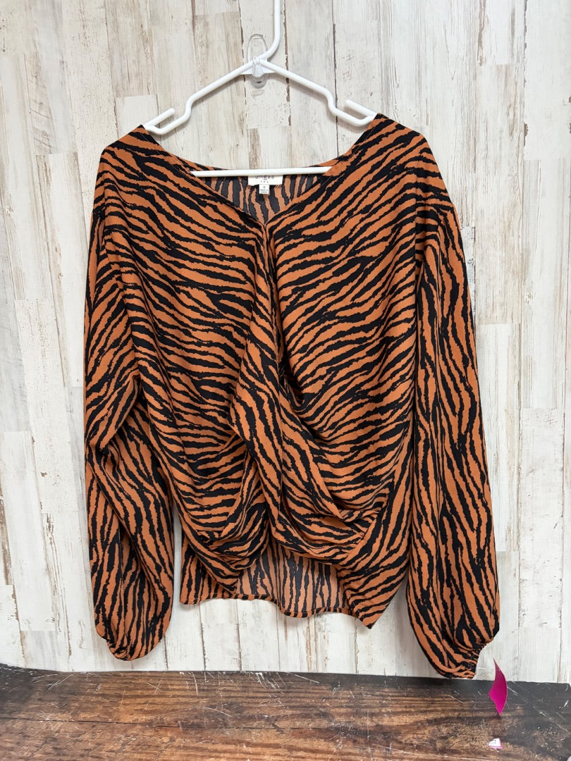 BROWN UMGEE ANIMAL PRINT TOP, LADIES S