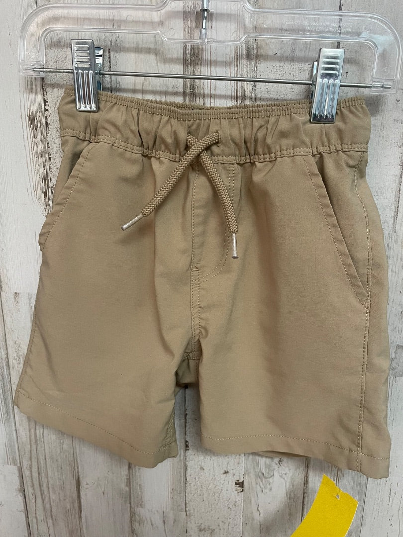 KHAKI CHILDRENS PLACE DRY FIT SHORTS, BOY 3T