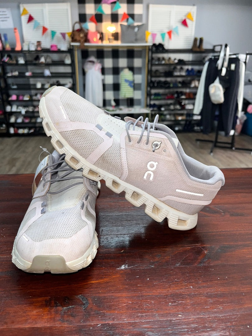 LILAC ON CLOUD SLIP ON SNEAKERS, SHOES A8.5