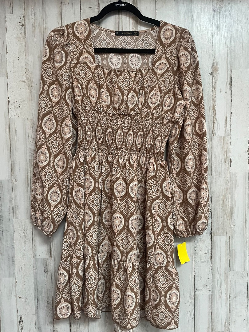 BROWN HESPERUS PAISLEY SMOCKED WAIST DRESS, LADIES S