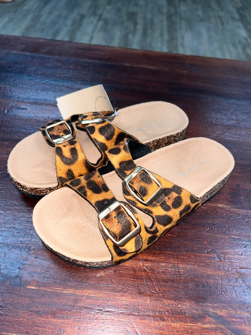 BROWN LUCKY TOP CHEETAH DOUBLE STRAP SANDALS, SHOES Y1