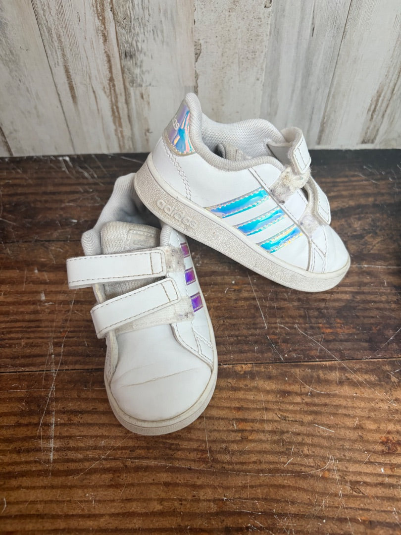 WHITE ADIDAS VELCRO SNEAKERS, SHOES 6.5