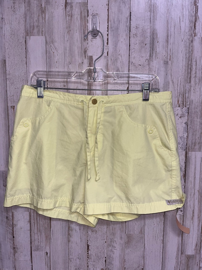 LIME COLUMBIA PERFORMANCE SHORTS, LADIES M PETITE