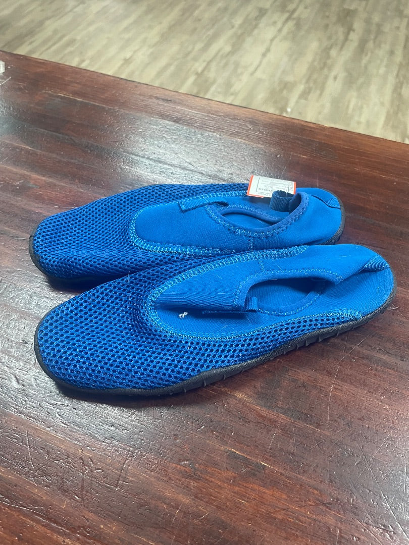 BLUE WONDER NATION WATER SHOES, SHOES Y4/5