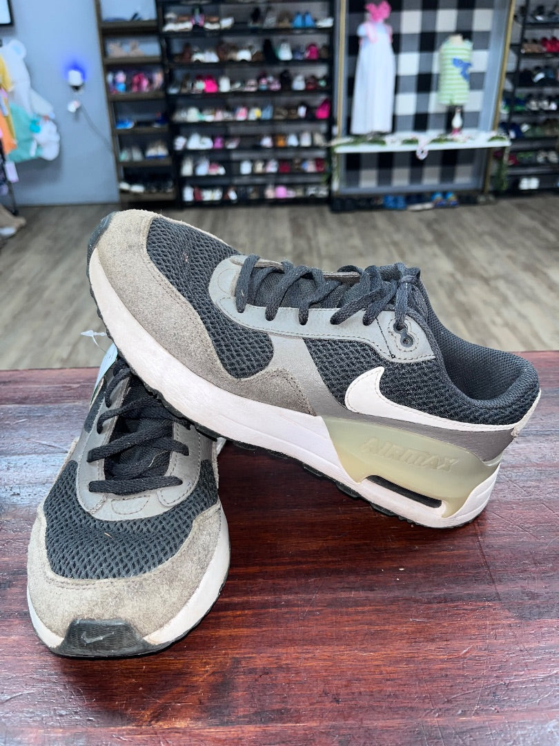 BLACK/GREY NIKE AIR MAX SNEAKERS, SHOES Y6.5