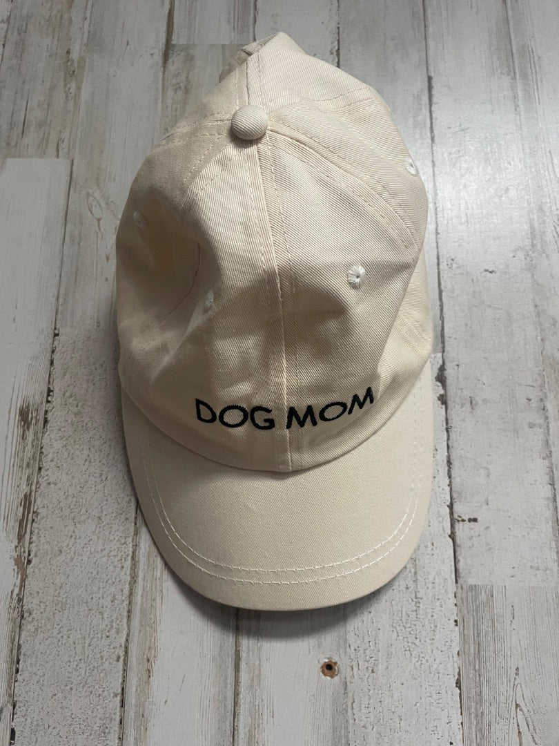 CREAM DOG MOM CAP