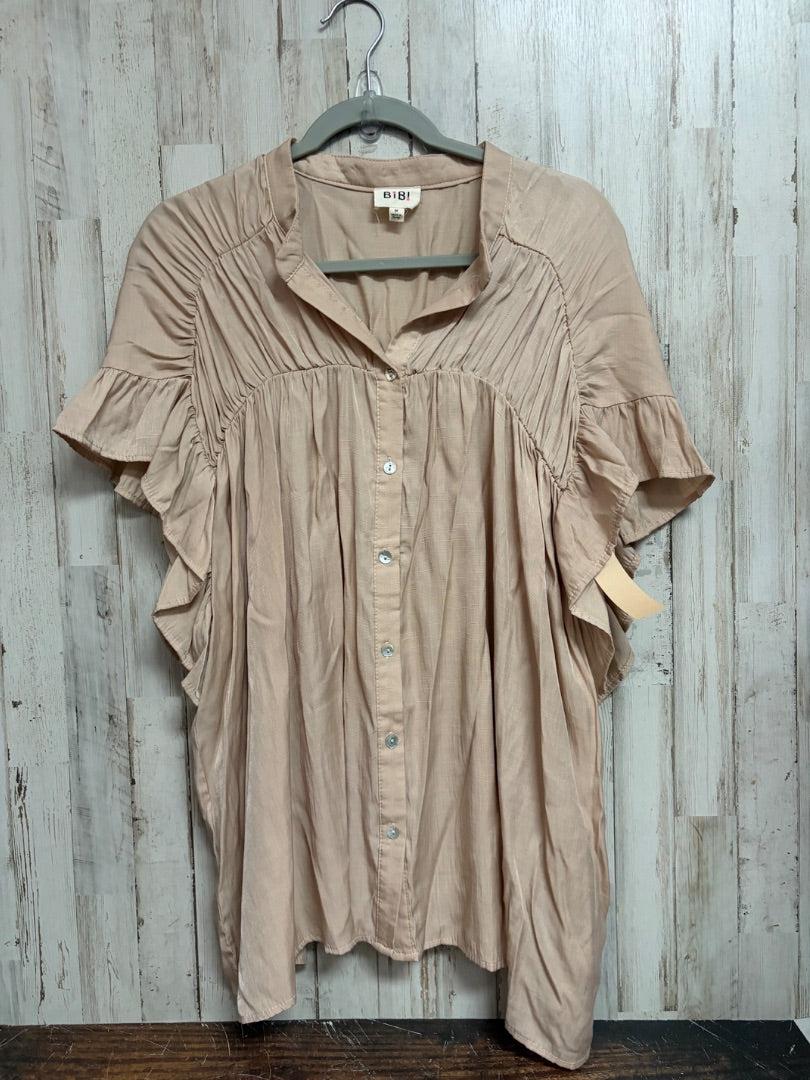 BEIGE BIBI RUFFLE BUTTON TOP, LADIES M