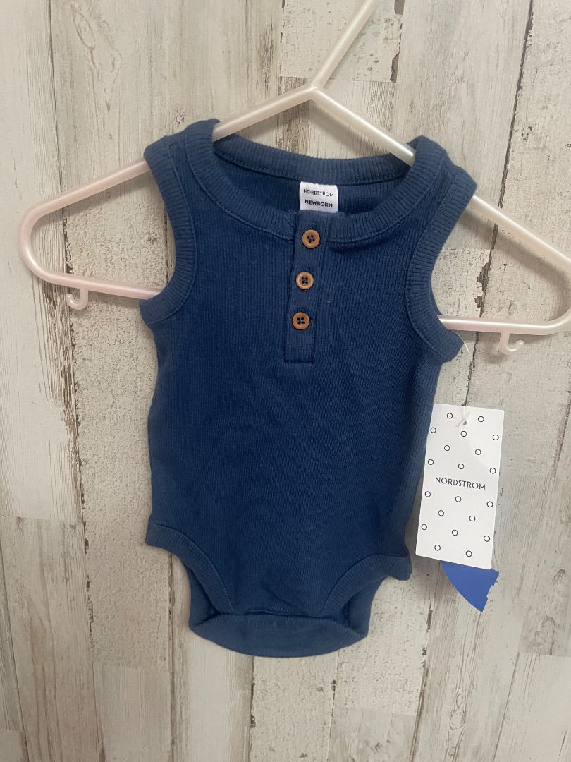 NAVY NORDSTROM RIBBED BUTTON TANK ONESIE NEW, BOY NB