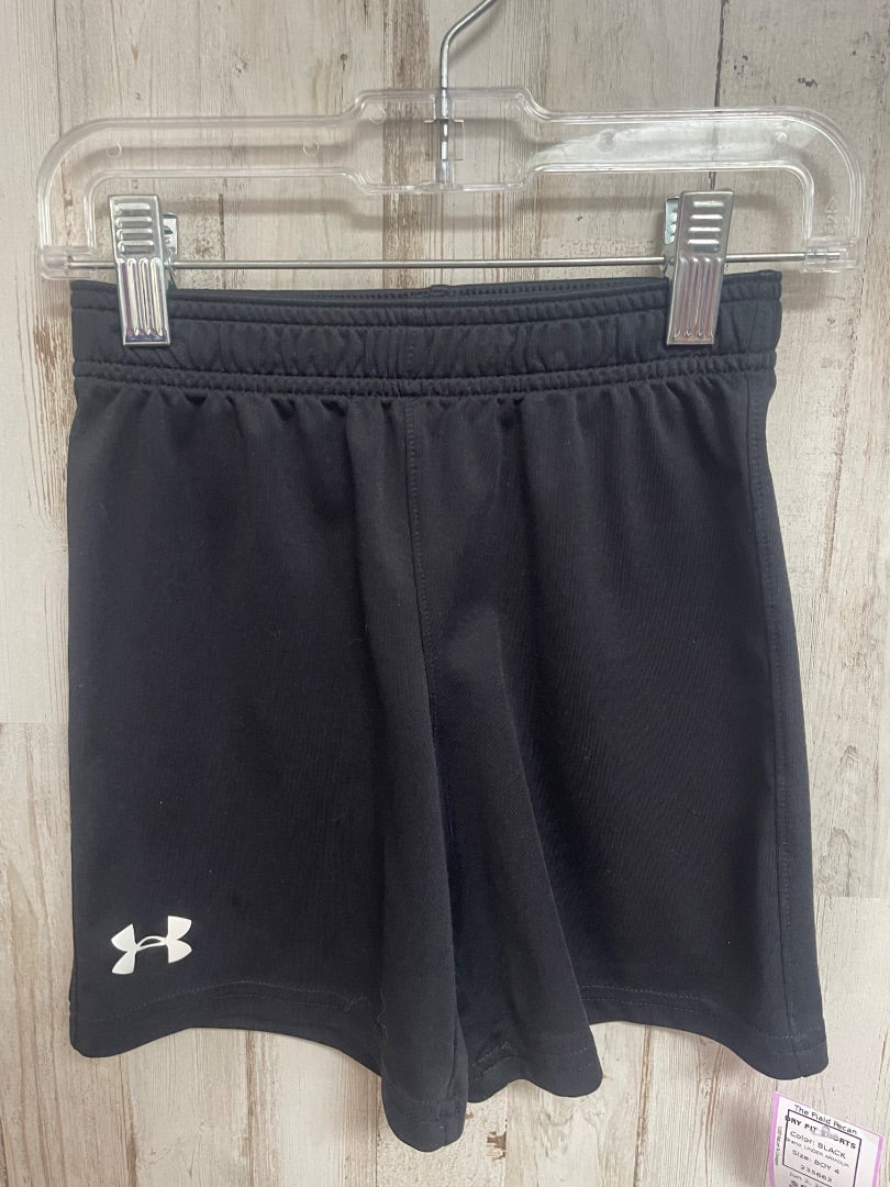 BLACK UNDER ARMOUR DRY FIT SHORTS, BOY 4