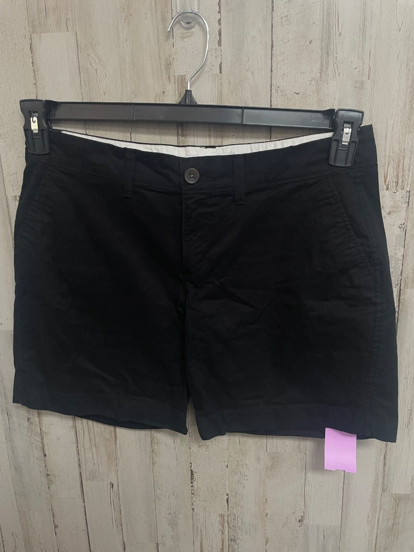 BLACK OLD NAVY SZ6 SHORTS, LADIES M