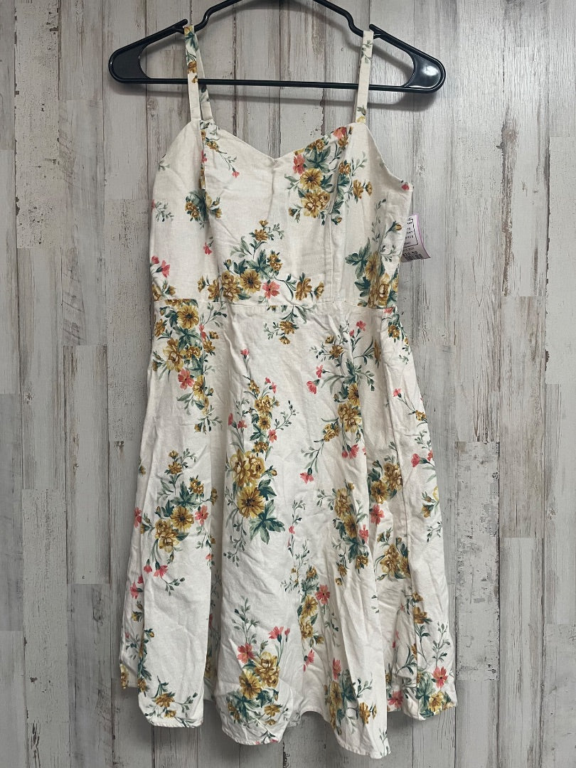 WHITE LINEN FLORAL DRESS, LADIES S