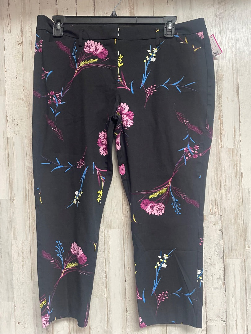 BLACK WORTHINGTON FLOWER PRINT CROP PANTS SZ 16P, LADIES XL