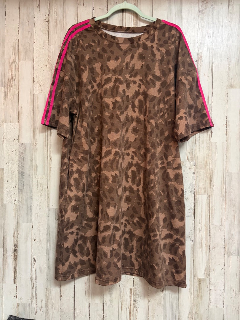 BROWN STRIPE SLEEVE CHEETAH T SHIRT DRESS, LADIES XL