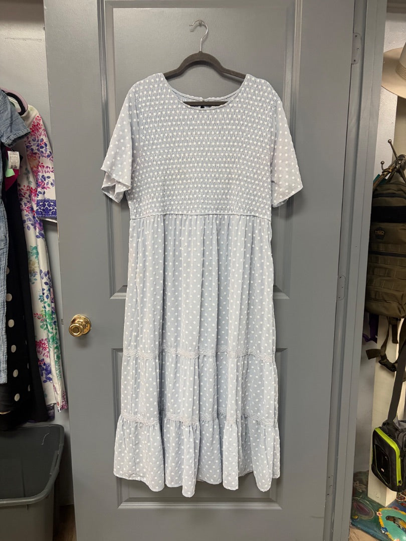 BLUE FEHRRVIE FLORAL SMOCKED TIER DRESS, LADIES 2X