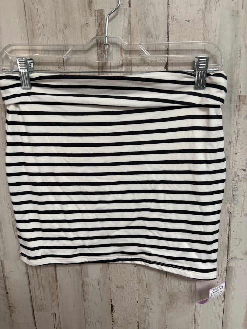 WHITE/BLACK CHARLOTTE RUSSE STRIPE SKIRT, LADIES S