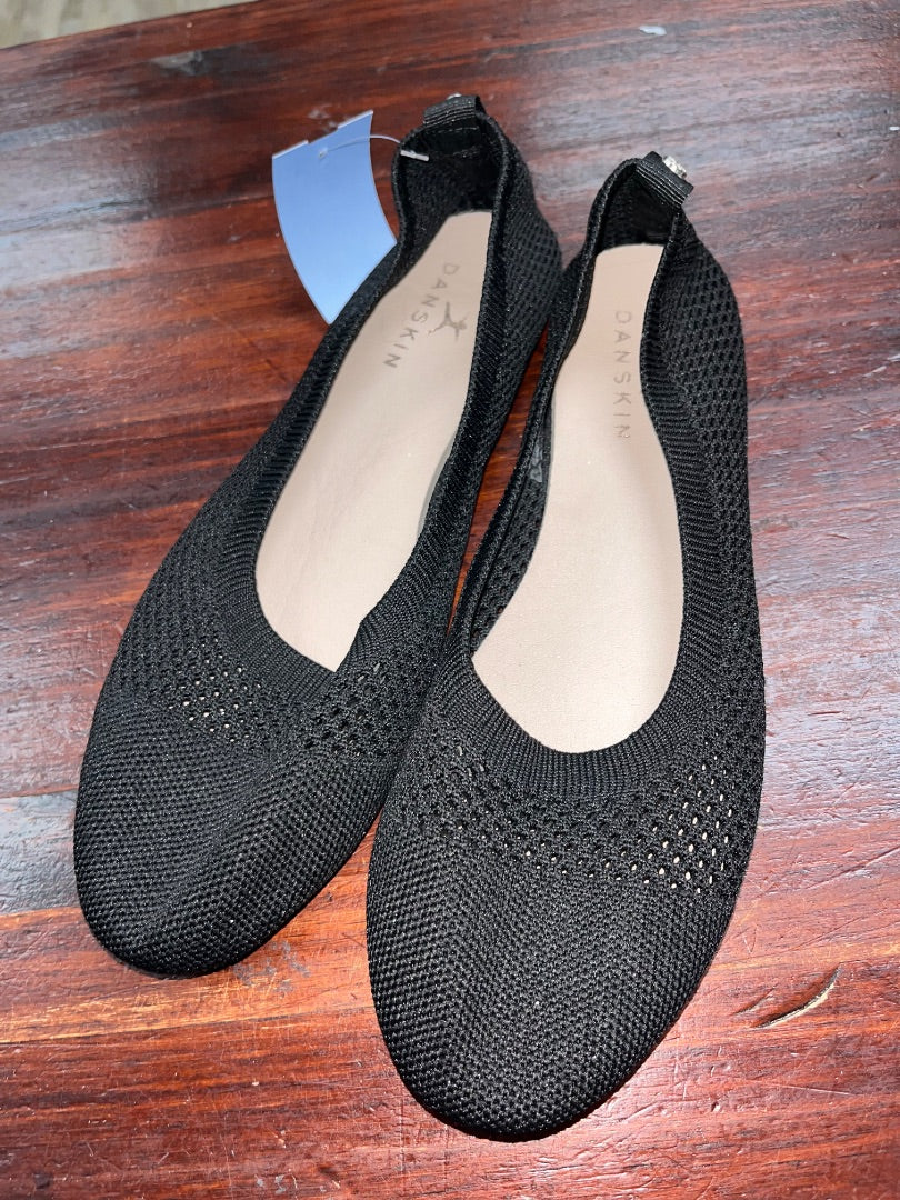BLACK DANSKIN STRETCH BALLET FLATS, SHOES A8.5