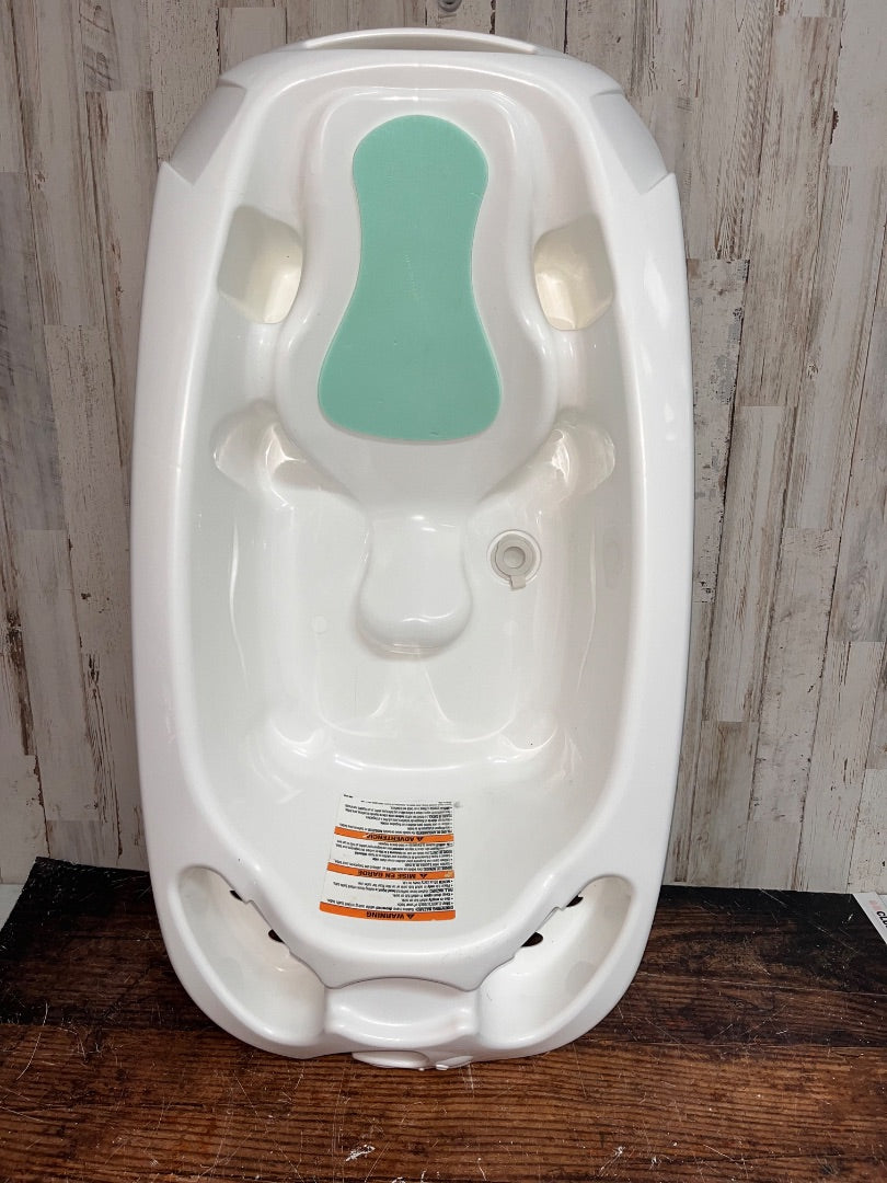 WHITE DOREL BABY BATH