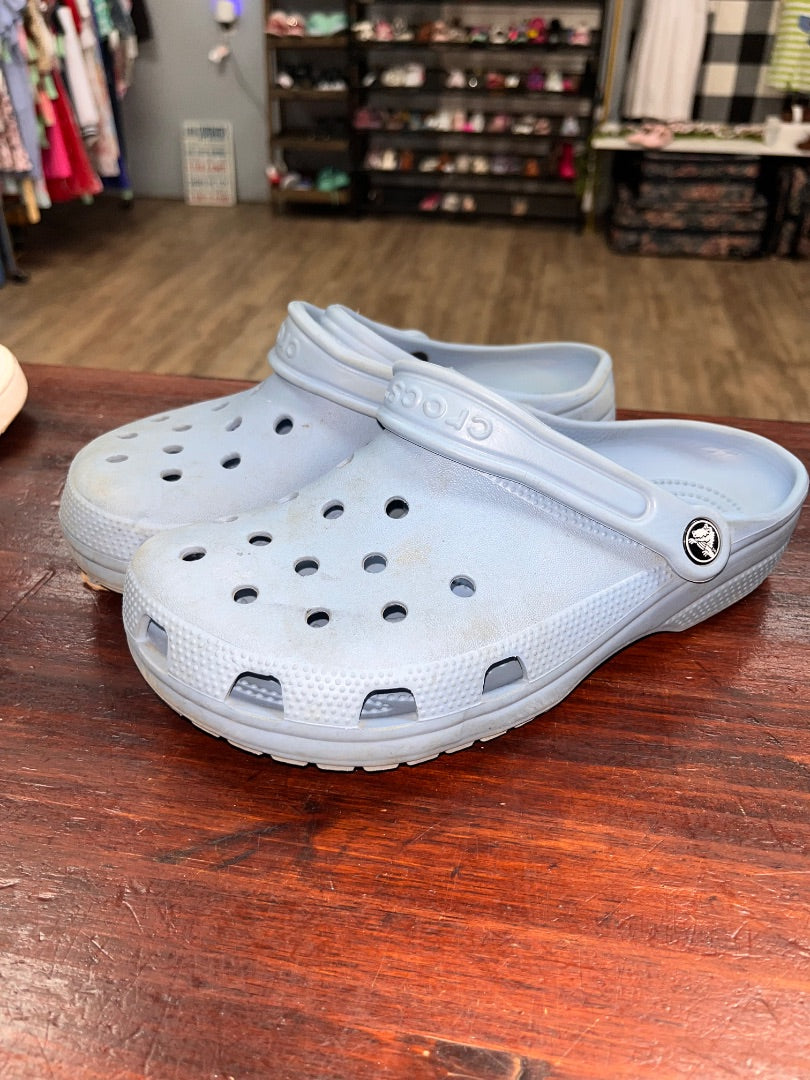 LIGHT BLUE CROCS RUBBER SLIP ON SHOES, SHOES MEN 9