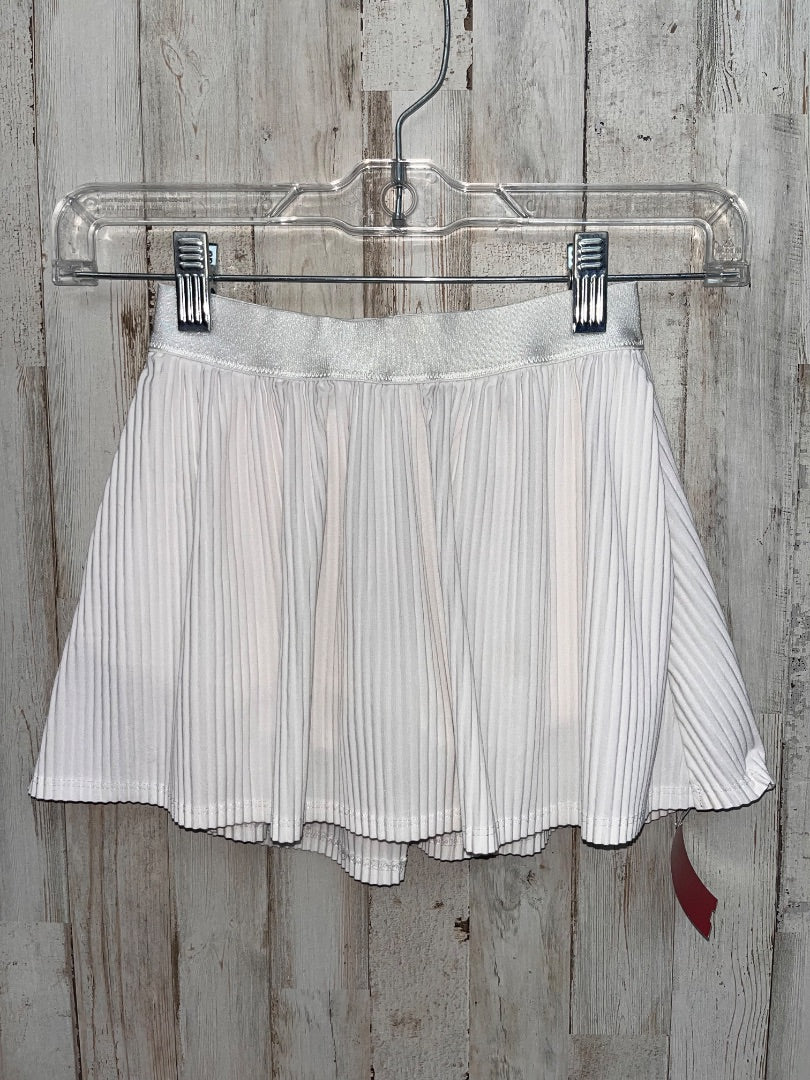 WHITE ALL IN MOTION PLEATED SKORT, GIRL 6/7