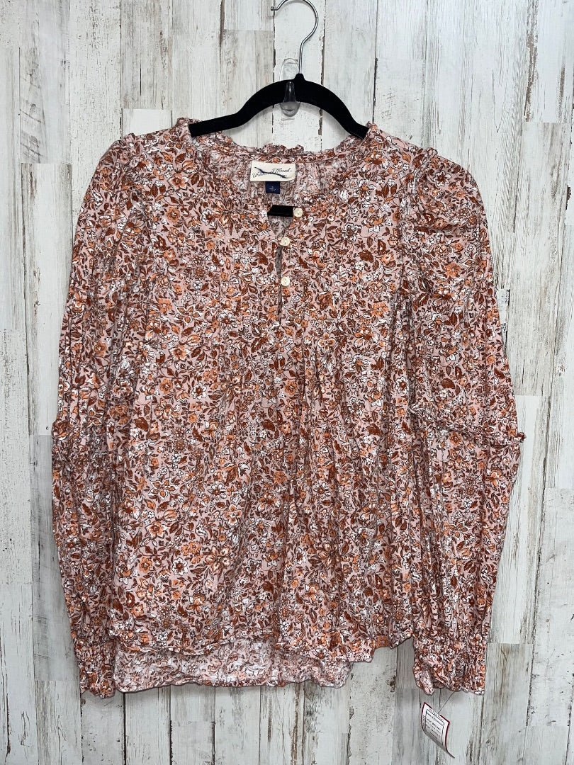BROWN UNIVERSAL THREAD FLORAL BUTTON TOP, LADIES S