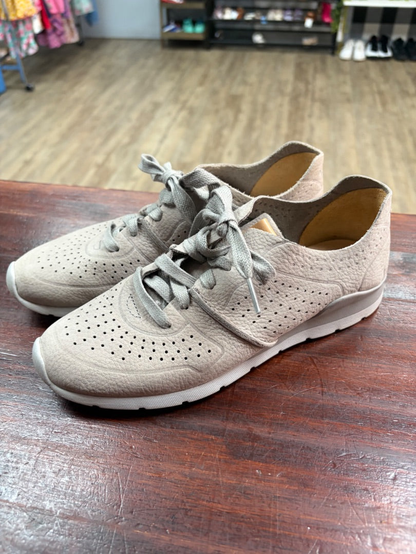 GREY UGG LEATHER TREADLITE SNEAKERS, SHOES A7.5