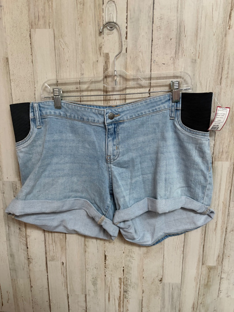 LIGHT DENIM ISABEL NEW MATERNITY SHORTS SZ 12, LADIES L