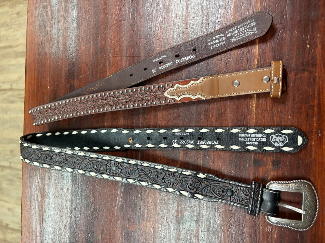 BROWN CAVENDERS TWO LEATHER BELTS WITH INTERCHANGEABLE BUCKLE, BOY (SIZES 26 AND 28)