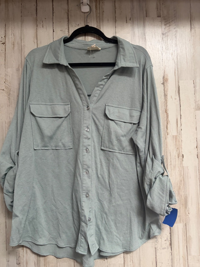 LIGHT TEAL FLOWER & FEATHER TEXTURED BUTTON UP, LADIES 2X