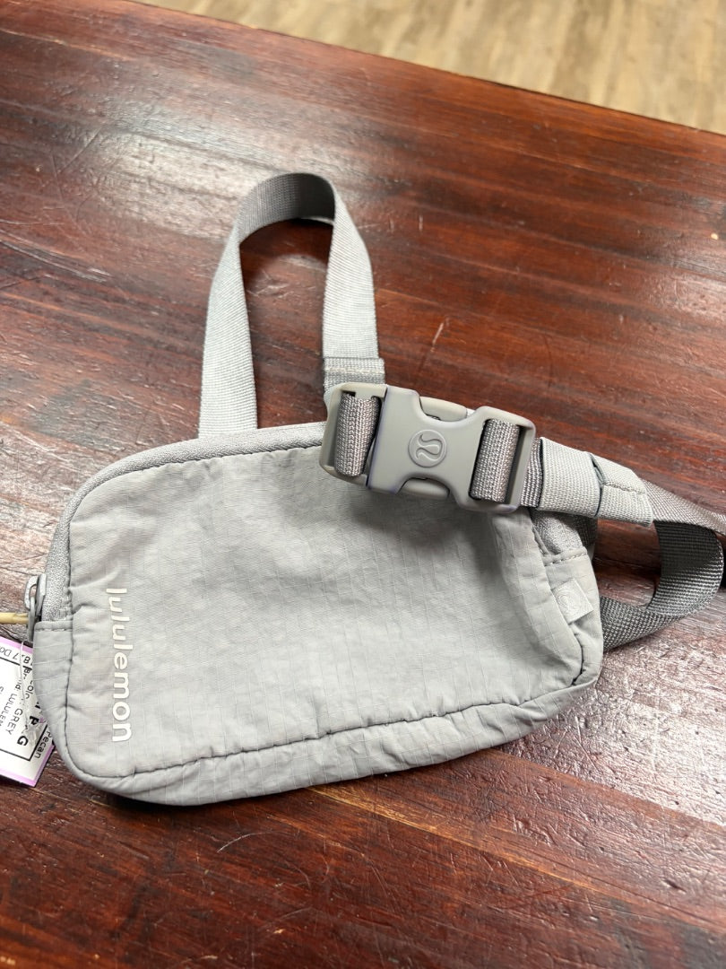 GREY LULULEMON BELT BAG