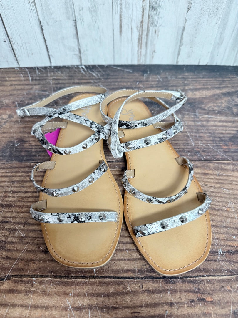 BLACK/WHITE Y NOT SNAKESKIN SANDAL, SHOES A7.5