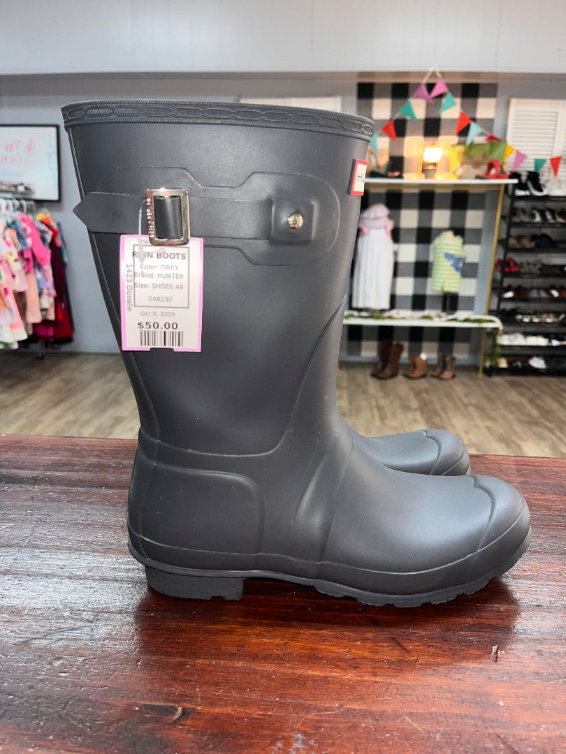 GREY HUNTER RAIN BOOTS, SHOES A9