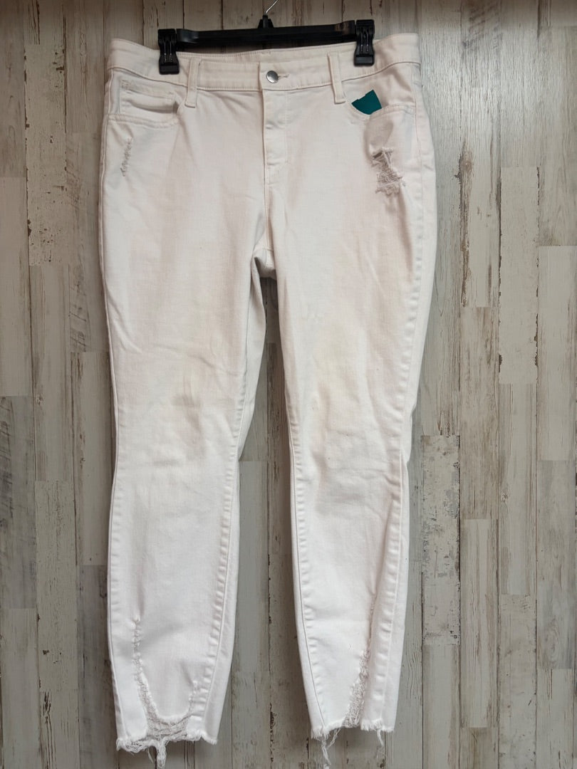 WHITE PROJECT RUNAWAY SZ14 FRAY JEANS, LADIES XL